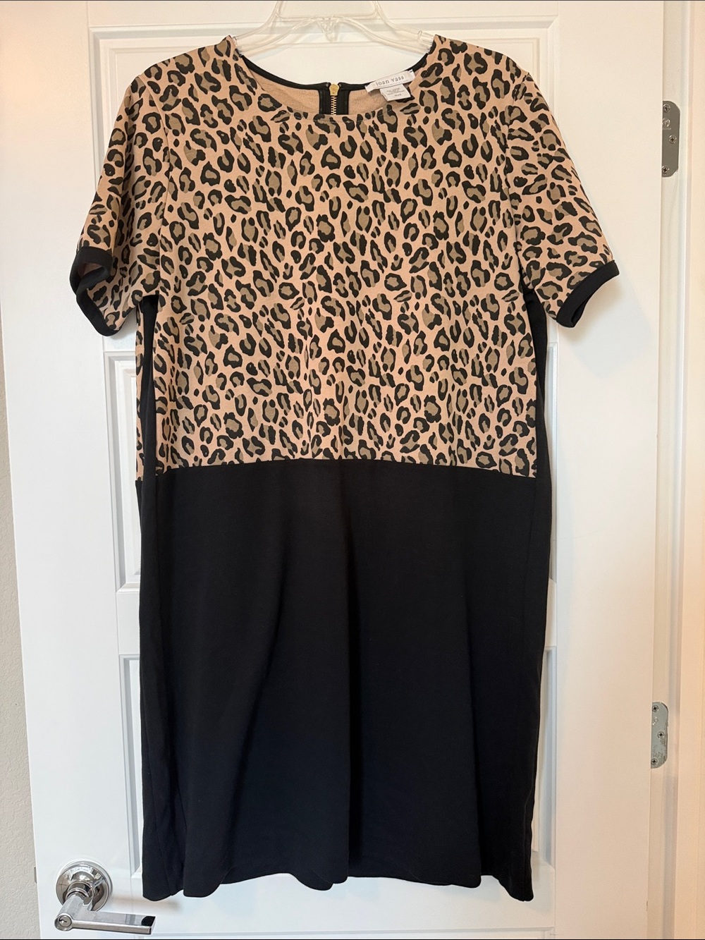 Joan Vass Black and Tan Leopard Print Short Sleeve Dress
